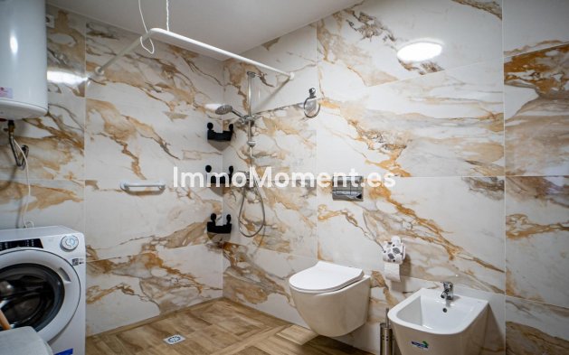 Resale - Detached villa - Alfaz del Pi - L'Alfás del Pi Centro
