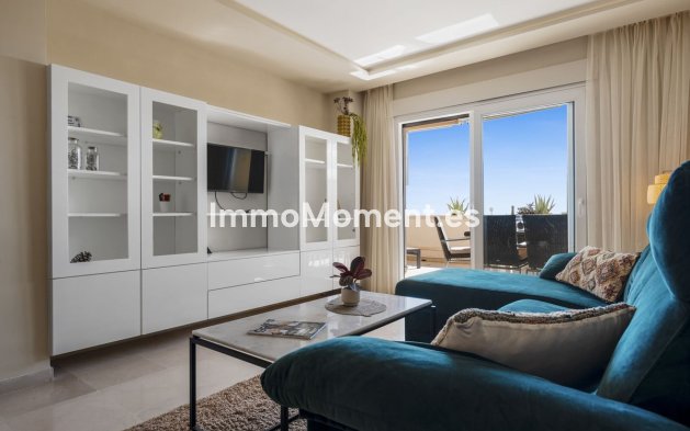 Resale - Apartment - Estepona - Selwo