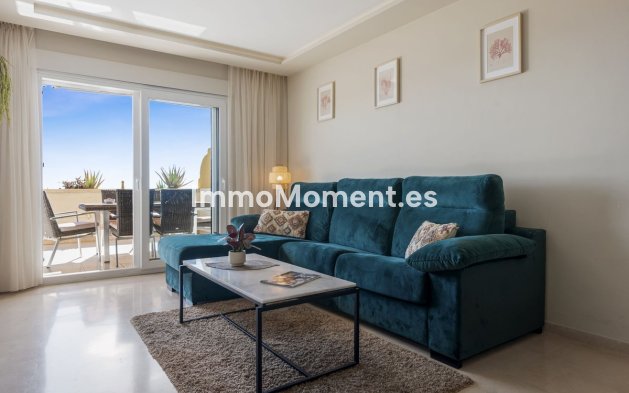 Resale - Apartment - Estepona - Selwo
