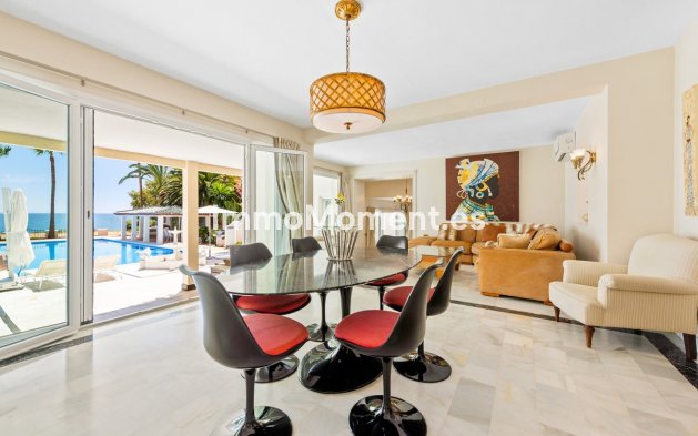 Resale - Villa - Estepona - Estepona Centro