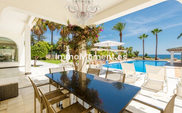 Resale - Villa - Estepona - Estepona Centro