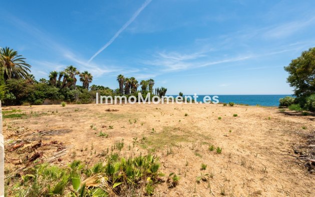 Resale - Villa - Estepona - Estepona Centro