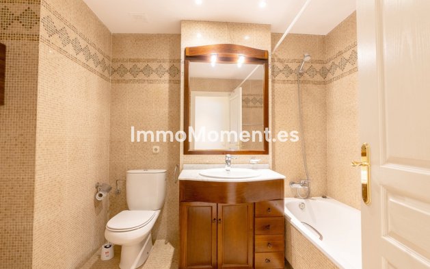 Wiederverkauf - Wohnung - Estepona  - Estepona Centro