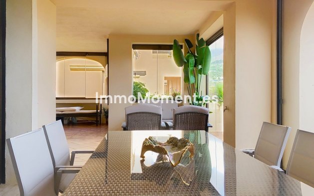 Resale - Apartment - Estepona - Estepona Centro