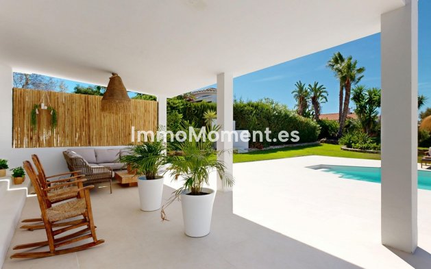 Revente - Villa - Estepona  - Estepona Centro