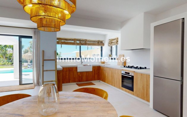 Revente - Villa - Estepona  - Estepona Centro