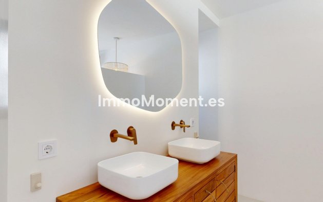 Revente - Villa - Estepona  - Estepona Centro