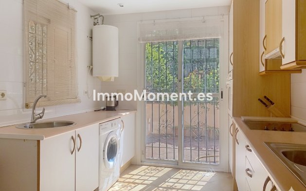 Wiederverkauf - Villa - Marbella - Guadalmina Alta