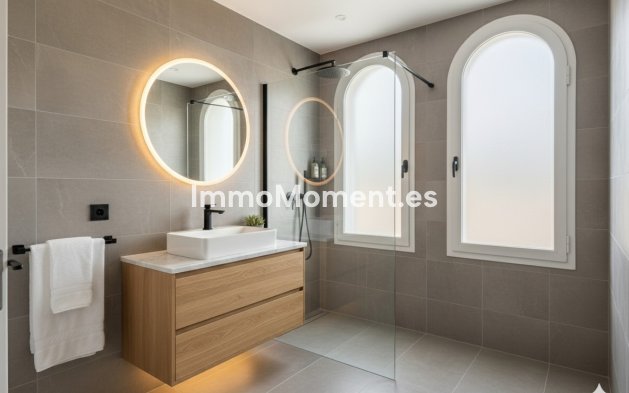 Wiederverkauf - Villa - Marbella - Guadalmina Alta