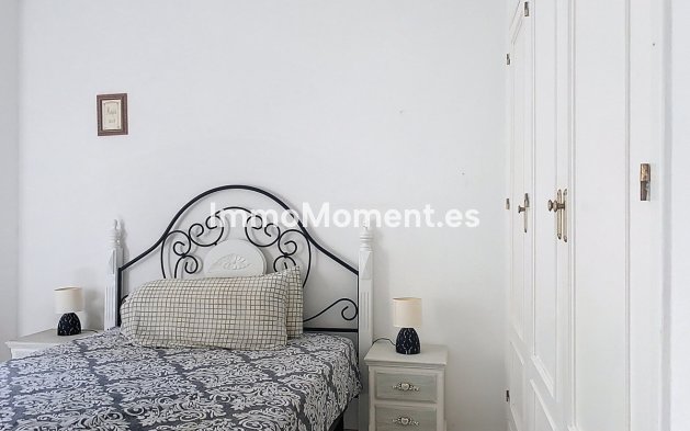 Wiederverkauf - Villa - Marbella - Guadalmina Alta