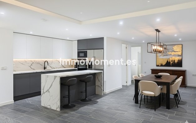 Wiederverkauf - Villa - Marbella - Guadalmina Alta