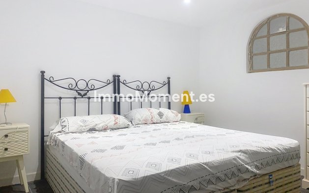 Wiederverkauf - Villa - Marbella - Guadalmina Alta