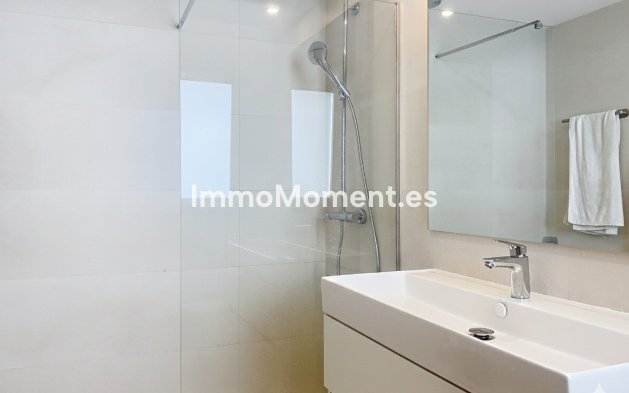 Revente - Appartement - Estepona  - Estepona Centro