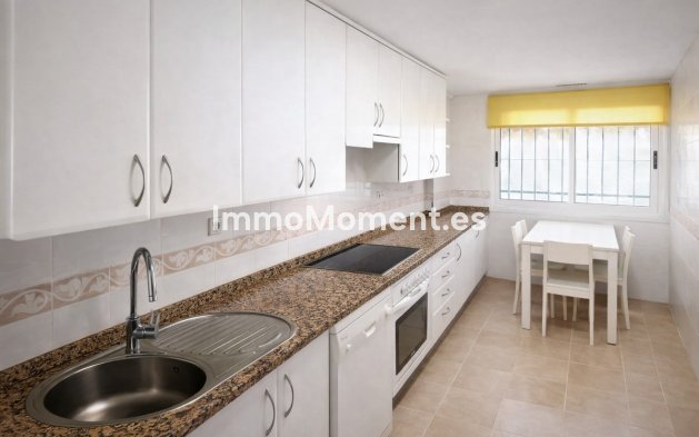 Wiederverkauf - Wohnung - Marbella - Guadalmina Alta