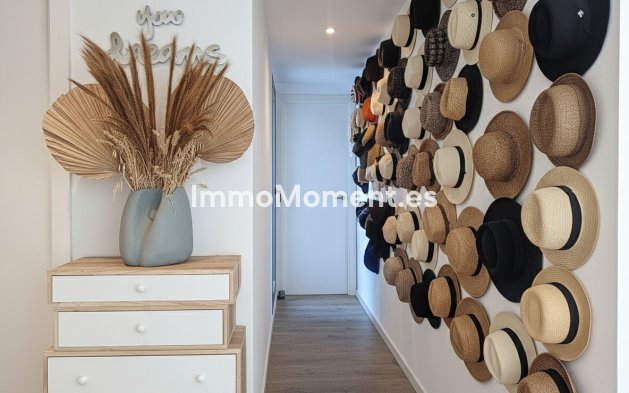 Wiederverkauf - Wohnung - Estepona  - Estepona Centro