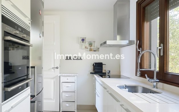 Wiederverkauf - Wohnung - Estepona  - Estepona Centro