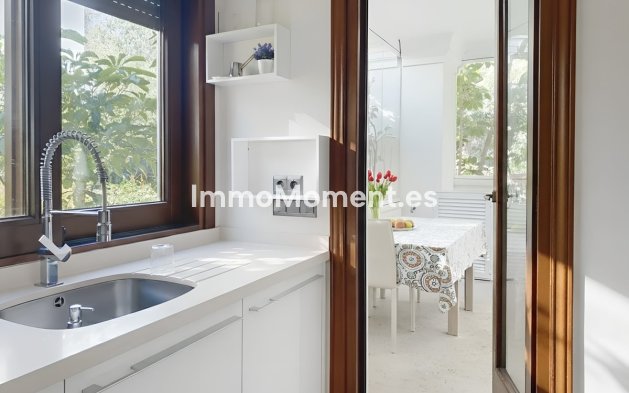 Wiederverkauf - Wohnung - Estepona  - Estepona Centro