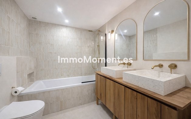 Wiederverkauf - Reihenhaus - Estepona  - Estepona Centro