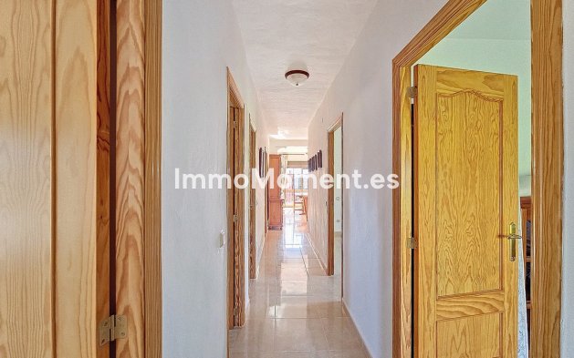 Wiederverkauf - Landhaus - Estepona  - El Padron