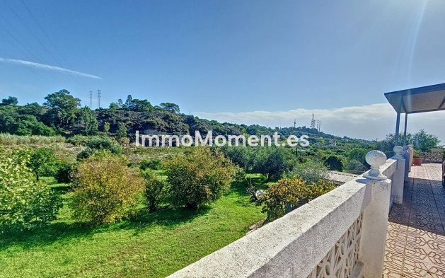 Wiederverkauf - Landhaus - Estepona  - El Padron