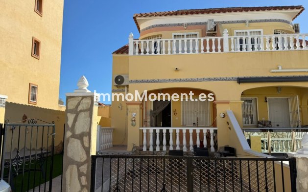 Reventa - Villa - Orihuela - Blue Lagoon