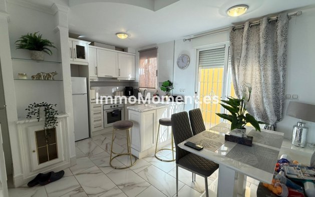 Reventa - Villa - Orihuela - Blue Lagoon