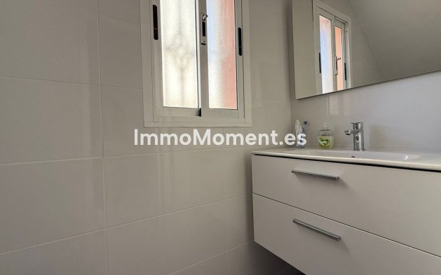 Reventa - Villa - Orihuela - Blue Lagoon
