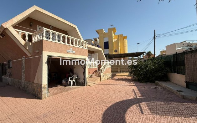 Revente - Villa - Torrevieja - Torrevieja Centro