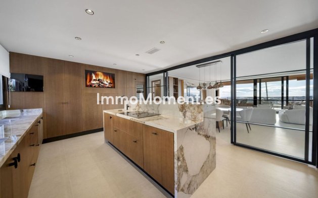 Wiederverkauf - Wohnung - Marbella - Nueva Andalucía