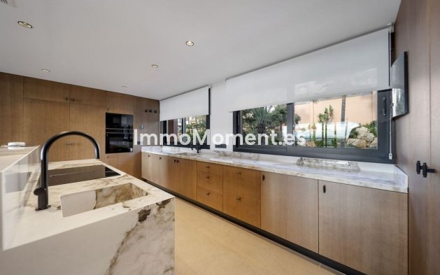 Wiederverkauf - Wohnung - Marbella - Nueva Andalucía