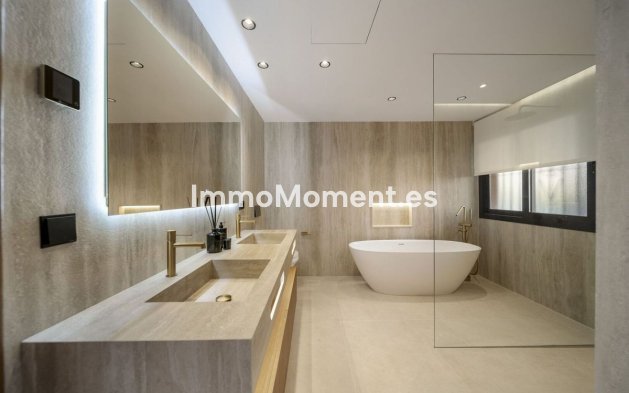 Wiederverkauf - Wohnung - Marbella - Nueva Andalucía