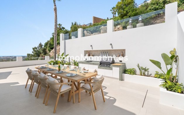 Resale - Villa - Marbella - Nueva Andalucía