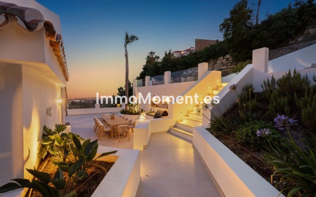 Resale - Villa - Marbella - Nueva Andalucía