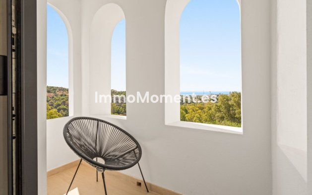 Resale - Villa - Marbella - Nueva Andalucía