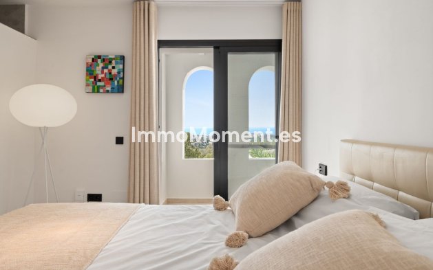 Resale - Villa - Marbella - Nueva Andalucía