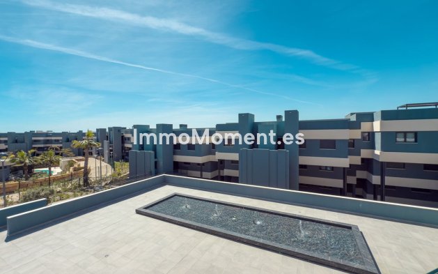 Resale - Apartment - Estepona - Selwo