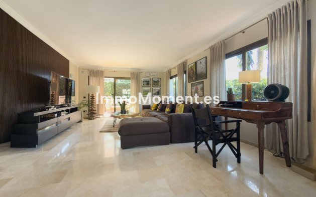 Wiederverkauf - Wohnung - Marbella - Elviria