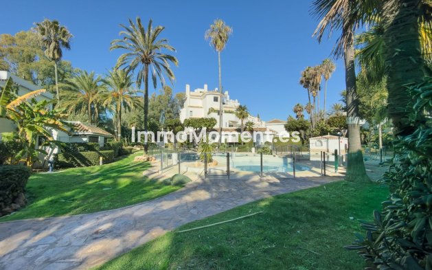 Wiederverkauf - Wohnung - Marbella - Elviria