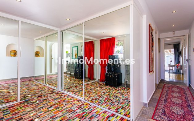 Wiederverkauf - Freistehende Villa - Benalmadena - Benalmadena Centro