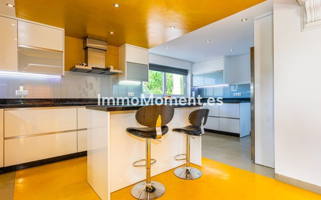 Wiederverkauf - Freistehende Villa - Benalmadena - Benalmadena Centro