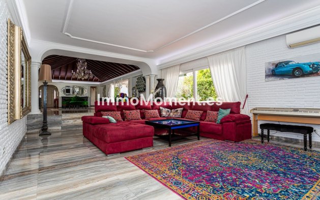 Wiederverkauf - Freistehende Villa - Benalmadena - Benalmadena Centro