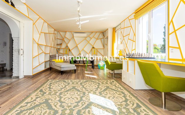 Wiederverkauf - Freistehende Villa - Benalmadena - Benalmadena Centro