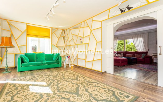 Wiederverkauf - Freistehende Villa - Benalmadena - Benalmadena Centro