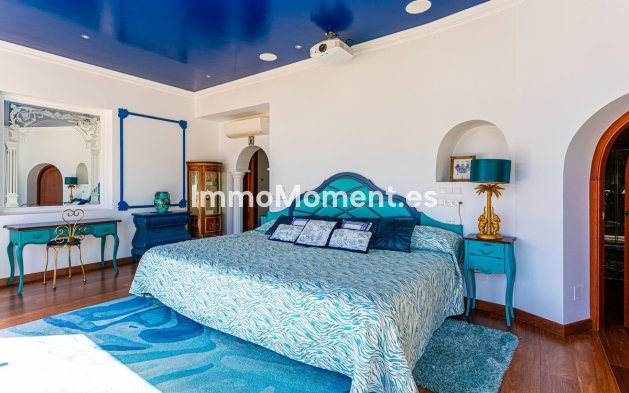 Wiederverkauf - Freistehende Villa - Benalmadena - Benalmadena Centro