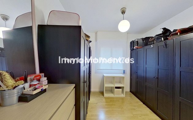 Resale - Apartment - Málaga - Málaga Centro