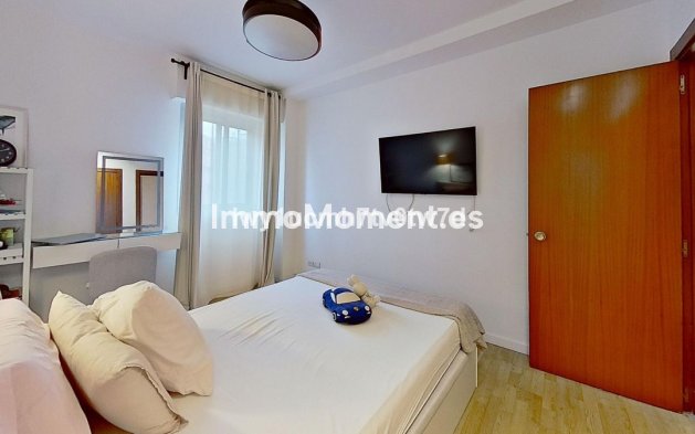 Resale - Apartment - Málaga - Málaga Centro