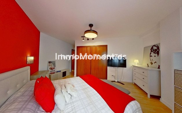 Resale - Apartment - Málaga - Málaga Centro