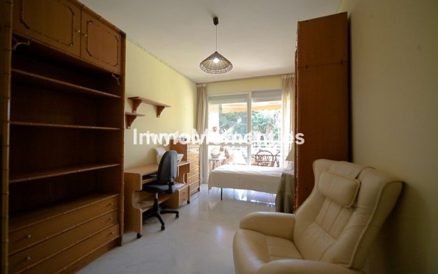 Resale - Apartment - Málaga - Cerrado de Calderón