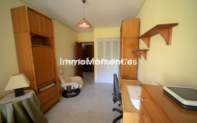 Resale - Apartment - Málaga - Cerrado de Calderón