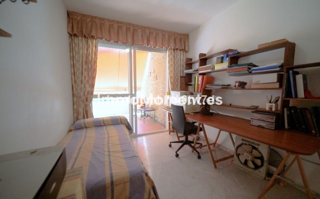 Resale - Apartment - Málaga - Cerrado de Calderón